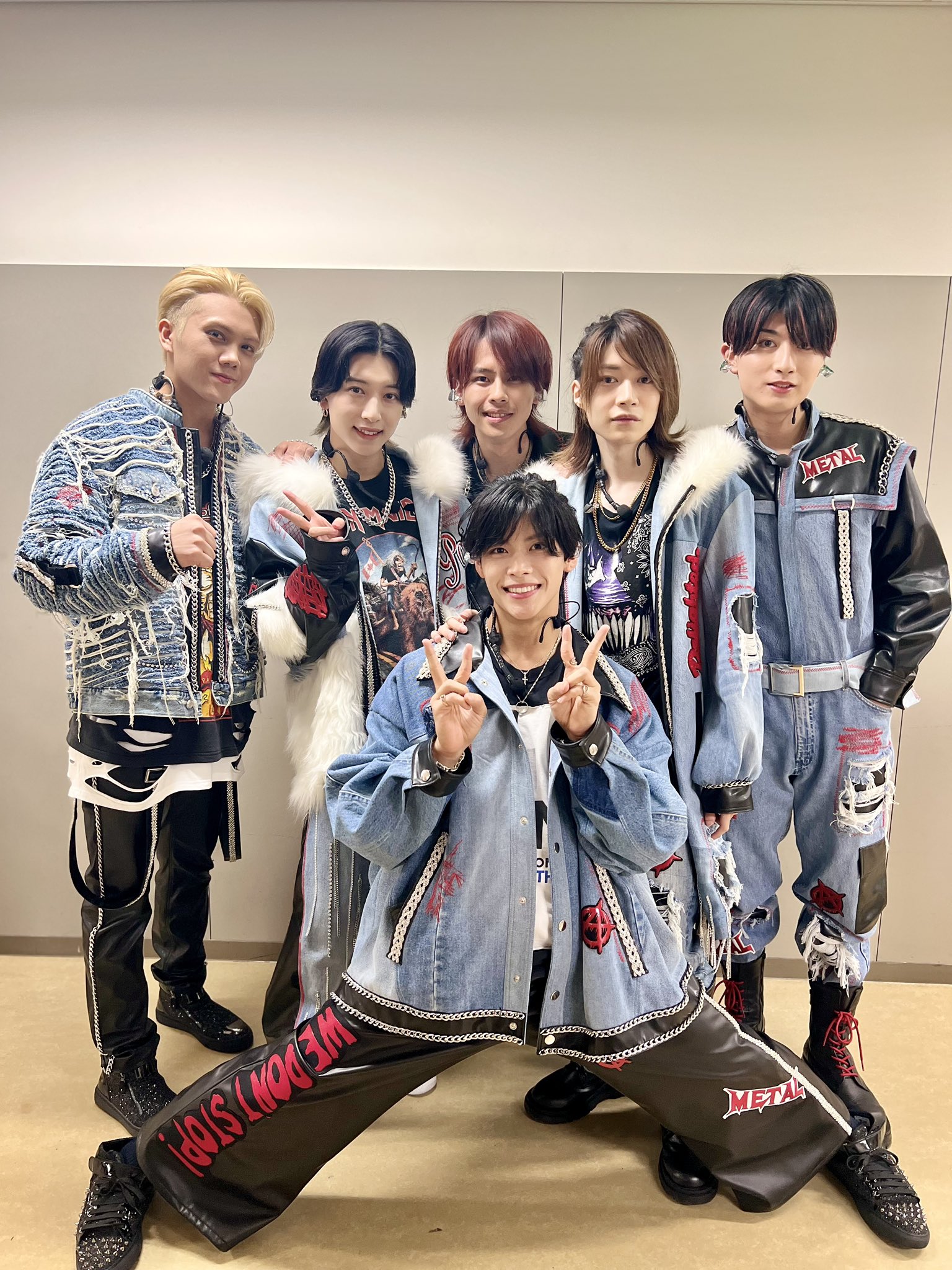 アーティスト衣装 🌱 on X: 