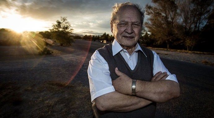 BoomingBulls's tweet photo. Meet Ronald wayne
He sold his 10% stake in apple for $800.That 10% stake is worth $320 billion today.
#biggestlifemistake #ronaldwayne #apple #usa #nasdaq https://t.co/lcyFAH5MUk