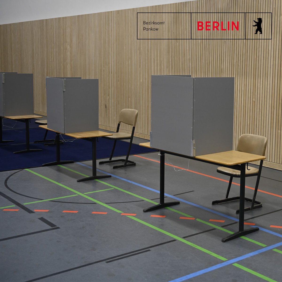 #wahlsonntag
Bitte denken Sie daran, dass die Wahllokale um 18:00 Uhr schließen
Noch haben Sie zwei Stunden Zeit, sich an Ihrem Wahllokal in #Pankow einzufinden und dort zu wählen
Alle wichtigen Infos zur Wahl unter
 berlin.de/ba-pankow/wahl…
#Europawahl #wahlticker