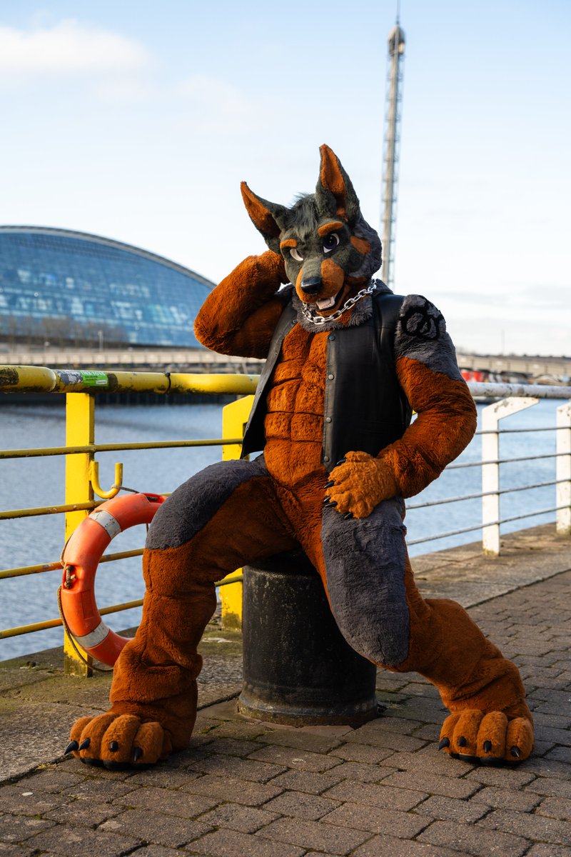 Call on your Big-Leather-Daddy-Dobie anytime 😏
📸: <a href="/SudoWolf/">Zuki | Photography</a> #FursuitEveryday