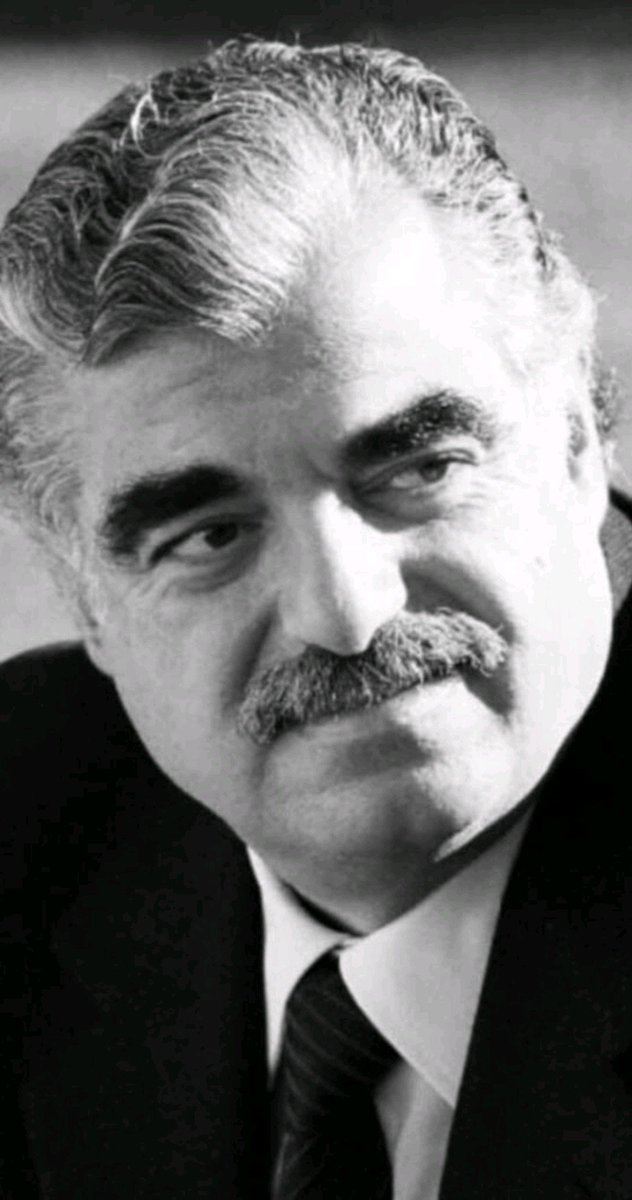 elkhawejaa's tweet photo. تبقى انت شهيد لبنان وشهيد الأمة 
وشهيد العروبة والعالم أجمع خسرك ،وخسارة على كل الطوائف
وخسارة من كل بيت لبناني وطني https://t.co/ebsqI2PFp3