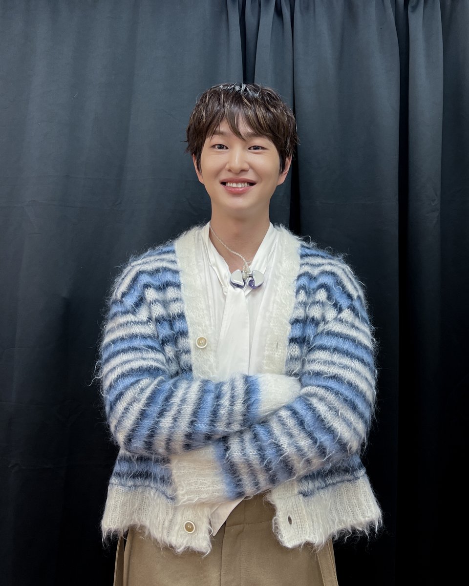 ONEW_GRIFFIN's tweet photo. 언제 어디서나 우린 연결되어 있는 끈끈한 관계🥹
찡구들이 있어서 항상 행복합니다🩵

#온유 #ONEW
#ONEWTHELIVE
#ONEW_THE_LIVE_CONNECTION
#CONNECTION
#온유더라이브 #온유콘서트 https://t.co/A2Cy2swEOy