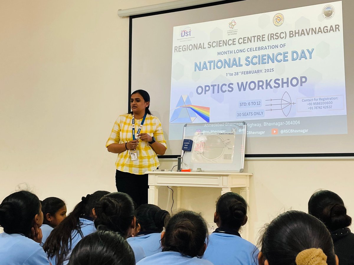 Jaypal_Jadav_11's tweet photo. @RSCBhavnagar is celebrating #ScienceMonth. Today, we're hosting an exciting workshop on #optics and #magnetism for students—sparking curiosity and hands-on learning in the wonders of science. #ScienceMonth https://t.co/QX1VNul6iK