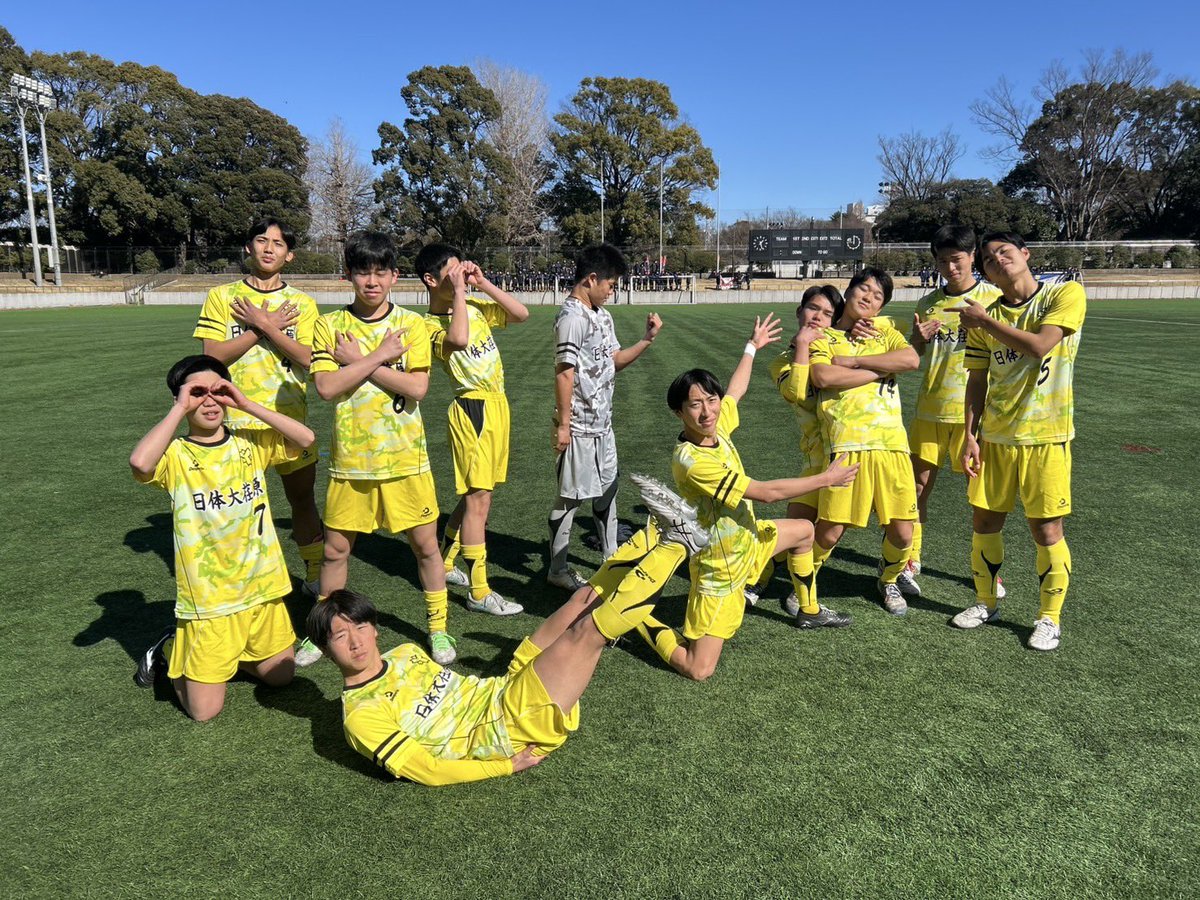 NEFC_1969's tweet photo. 【東京都4地区新人選手権大会】
3位決定戦
vs東京高校
@ 駒澤第2球技場
前半 0-1
後半 0-1
結果 0-2
敗戦…🥲
要所要所では荏原らしさを出せたものの、ゴールまでは結びつけられず…
インターハイまで積み重ね💪
#日体大荏原 #NEFC
#ドリブル #アイデア #テクニック
#ゴールが欲しいなぁ https://t.co/ZNIicReJU8