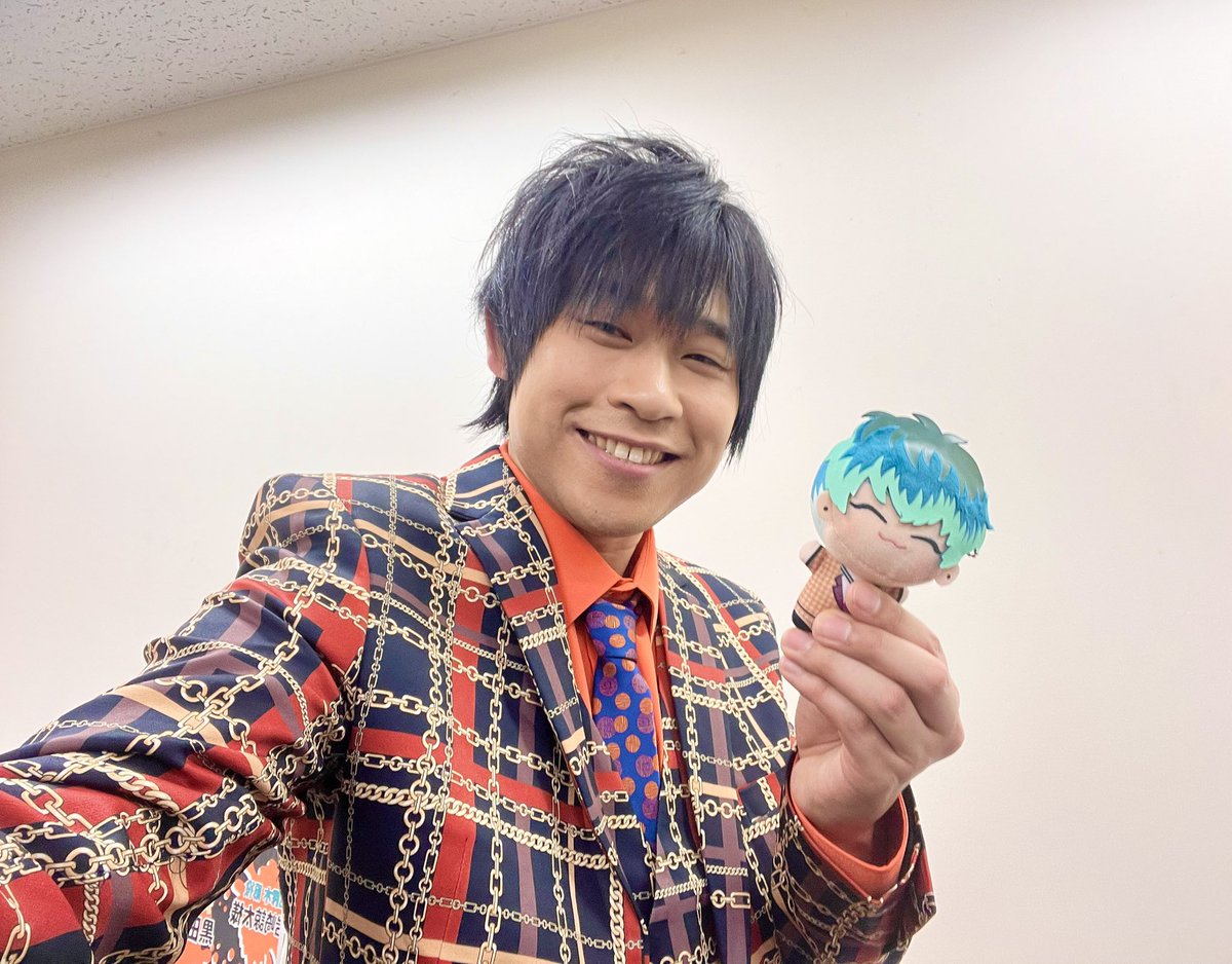 zurixzuri's tweet photo. #ヒプムビ 公開記念舞台挨拶
#どついたれ本舗 in 横浜
ありがとうございましたー‼️
✨🪭😏🤗😎🧡✨

敵地へ乗り込んでの舞台挨拶‼️
✨👮‍♂️🙎‍♂️👨‍✈️😏🤗😎💨✨

一部も二部も楽しくお話しさせていただきました‼️
✨🎤😏🎤🤗🎤😎✨

いやぁヒプムビって本当にいいもんですねぇ‼️
✨🎤😄��️✨

何度も観てね‼️👀 https://t.co/iGVcCtaULf