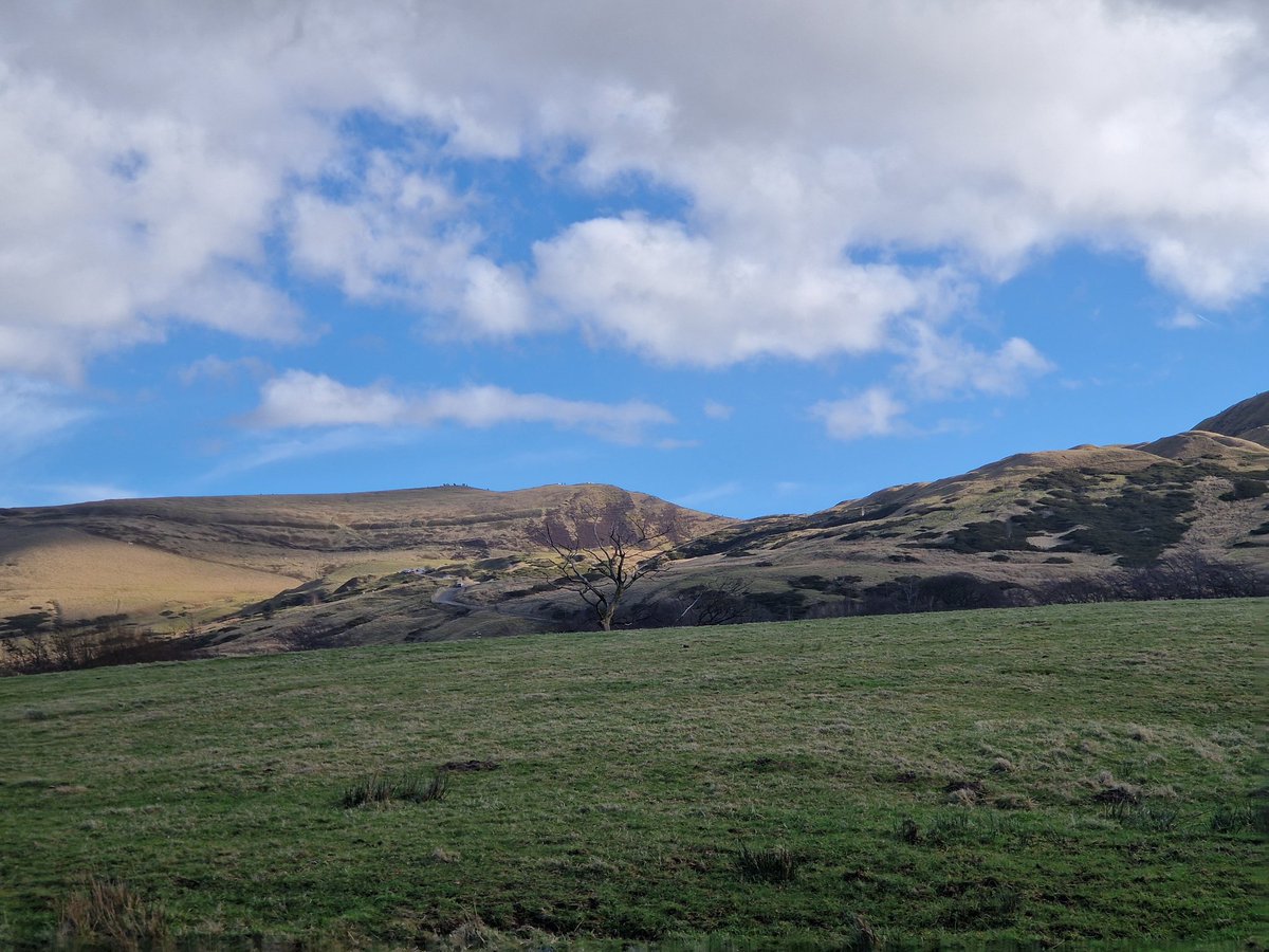 S.Prof (@swearyprof) on Twitter photo Not so much a #mtb trail report, but avoid upper Edale on Saturdays. Very busy, daft parking, Mam Tor full. So those of us trying Hollins Cross etc. should try Chapel Gate, Brown Knoll etc. Cheeky routes better than trying to plough through hordes <a href="/KoftheP/">keeper of the peak</a> #blametiktok Not so much a #mtb trail report, but avoid upper Edale on Saturdays. Very busy, daft parking, Mam Tor full. So those of us trying Hollins Cross etc. should try Chapel Gate, Brown Knoll etc. Cheeky routes better than trying to plough through hordes <a href="/KoftheP/">keeper of the peak</a> #blametiktok