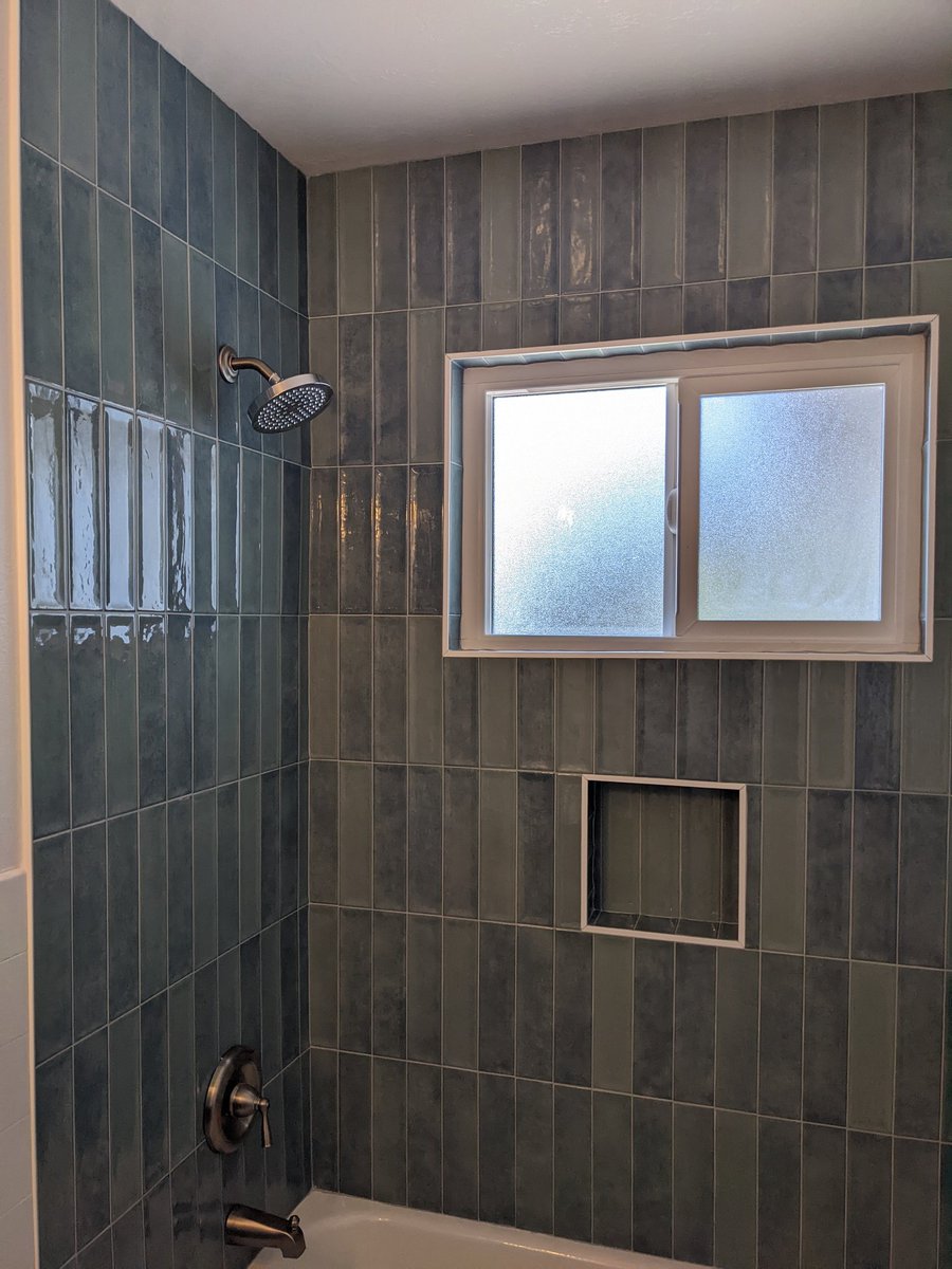 SPQconstruction's tweet photo. New shower remodel https://t.co/fCKdNGlRZc