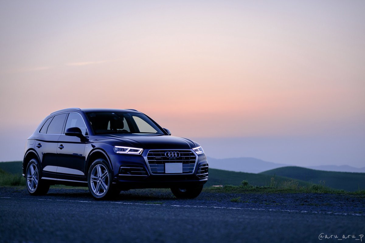 aru_aru_t's tweet photo. 阿蘇 大観峰にて

#Audi #アウディ #AudiQ5 
#EOS5D4 #5D4 #5Dmk4 https://t.co/qSKvY2zoO5