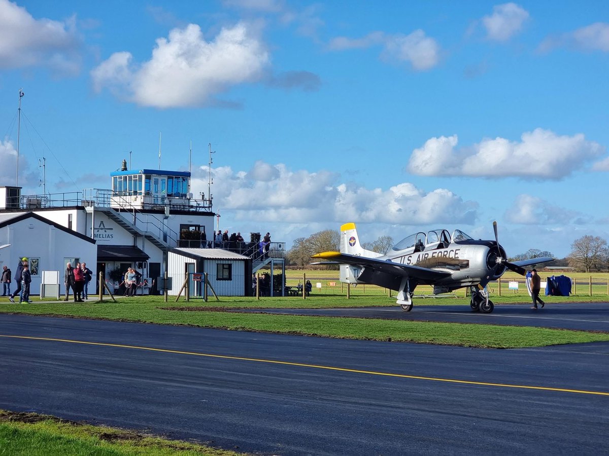 Yesterday saw over 400 movements, with there being over 88 flights in total! 🤩

Even 1951 built North American T-28A Trojan G-TROY was making the most of our newly extended parking apron ✈️

📷 James Cross