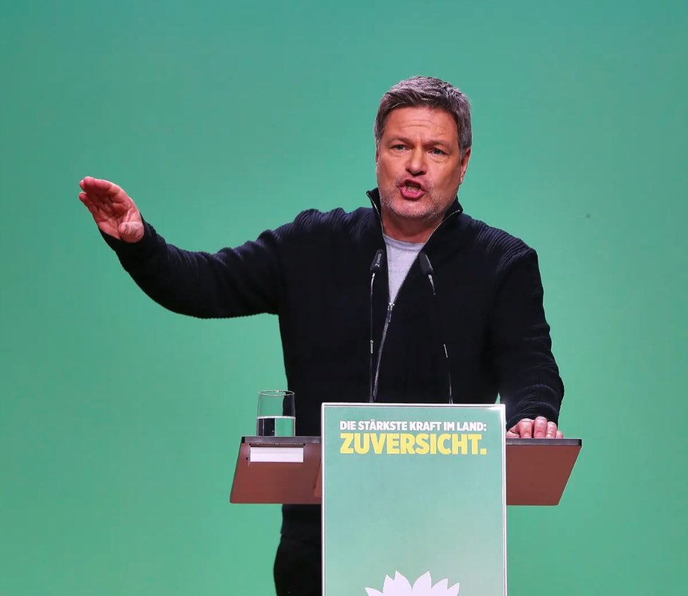 Der letzte Moment in dem du eine Katastrophe gerade noch abwenden kannst...
Ein halbes Grad mehr und du bist dem Untergang geweiht und wirst der Meute zum Fraß vorgeworfen!