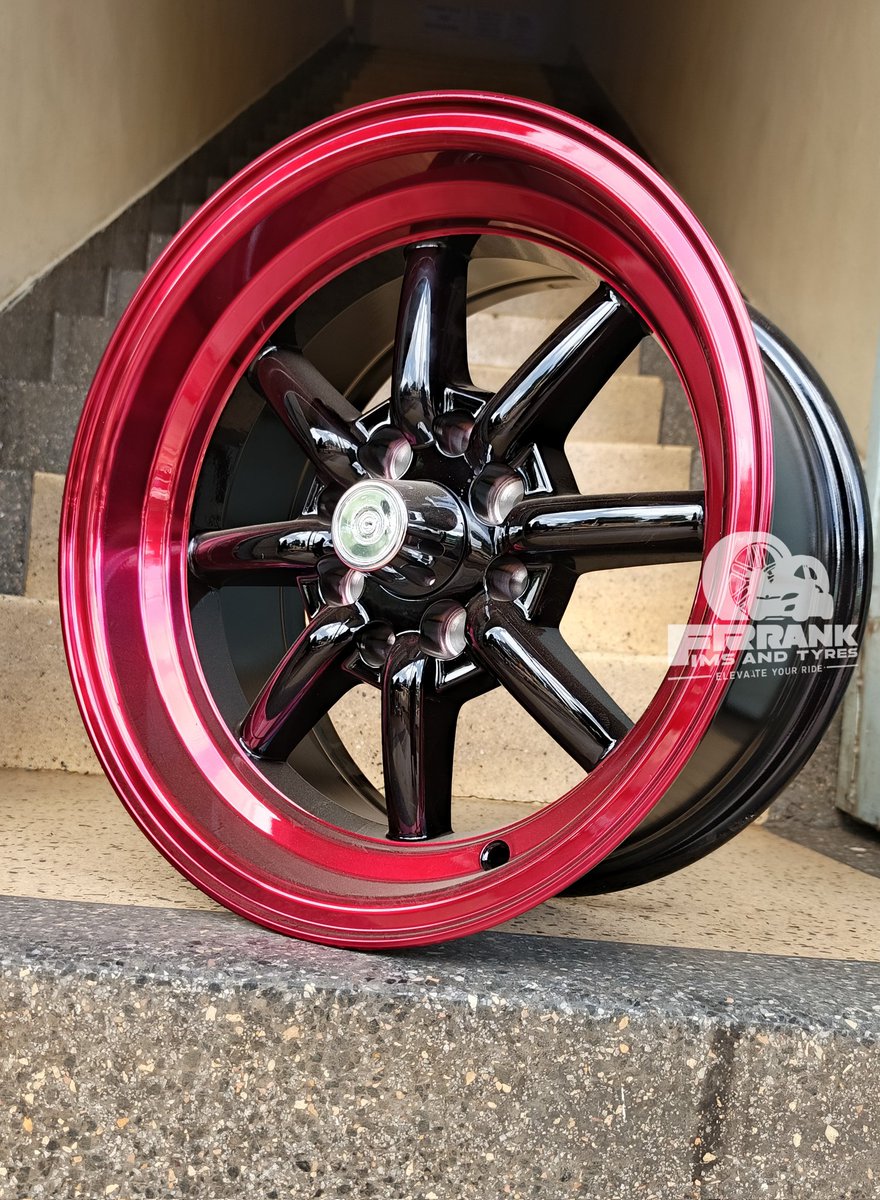 genius_essay's tweet photo. 14 inch 7j offset banana rims 🔥🔥 https://t.co/MUCV5EboTr