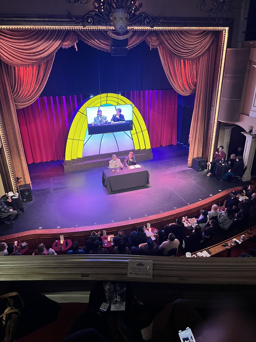 jenrenstewart's tweet image. @ThatKevinSmith and @RalphGarman getting their Babble on at @TheLaughFactory #covina !! 🫶

#hbo #hollywoodbabbleon