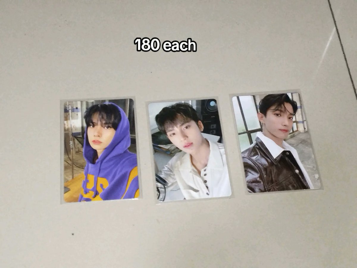 soft4cheol's tweet photo. pasok mga suki, presyong divisoria (real)
need ko na lang talaga sila i-let go kasi nakatago na lang sila kasi presyong divisoria na 'to HAHAHABABABHA https://t.co/ZduranAaIb