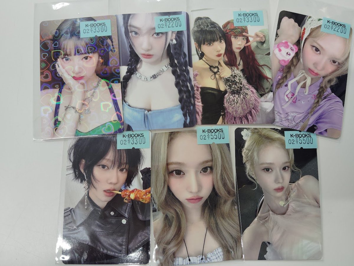 入荷情報】🩵🌙🦋🌟 #aespa の珍しいトレカがまとまって入荷しました