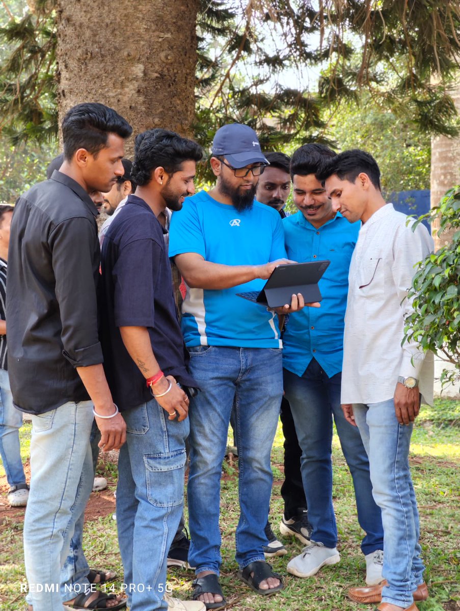 XFCBelagavi's tweet photo. 🚀 Unboxing Innovation
An electrifying day at the #XiaomiPad7 Hands-on Meet with Mi Fans in Belagavi! The power-packed tablet left everyone impressed.
#DoesItAll
@alvintse @s_anuj @gautmeluv @sandeep9sarma @potato_lovah @pixelwithme @Huilgol @ImtiyaxRk @XiaomiIndia https://t.co/PQ5rH9Z0Eb