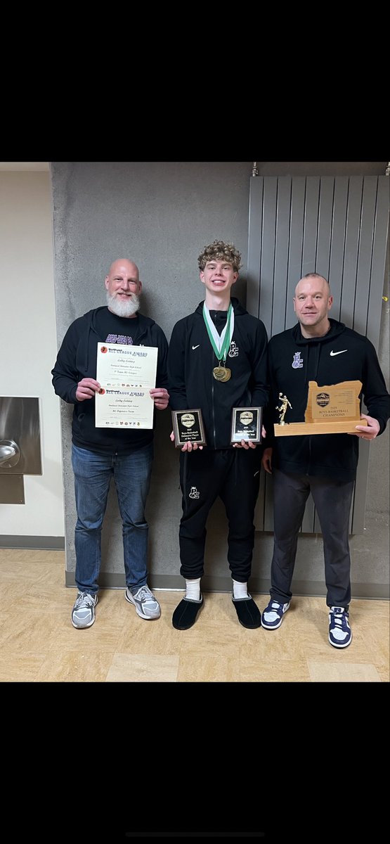 Grateful to receive POTY and DPOY. Couldn’t have done it without <a href="/LysloErik/">Erik Lyslo</a> and all my teammates!