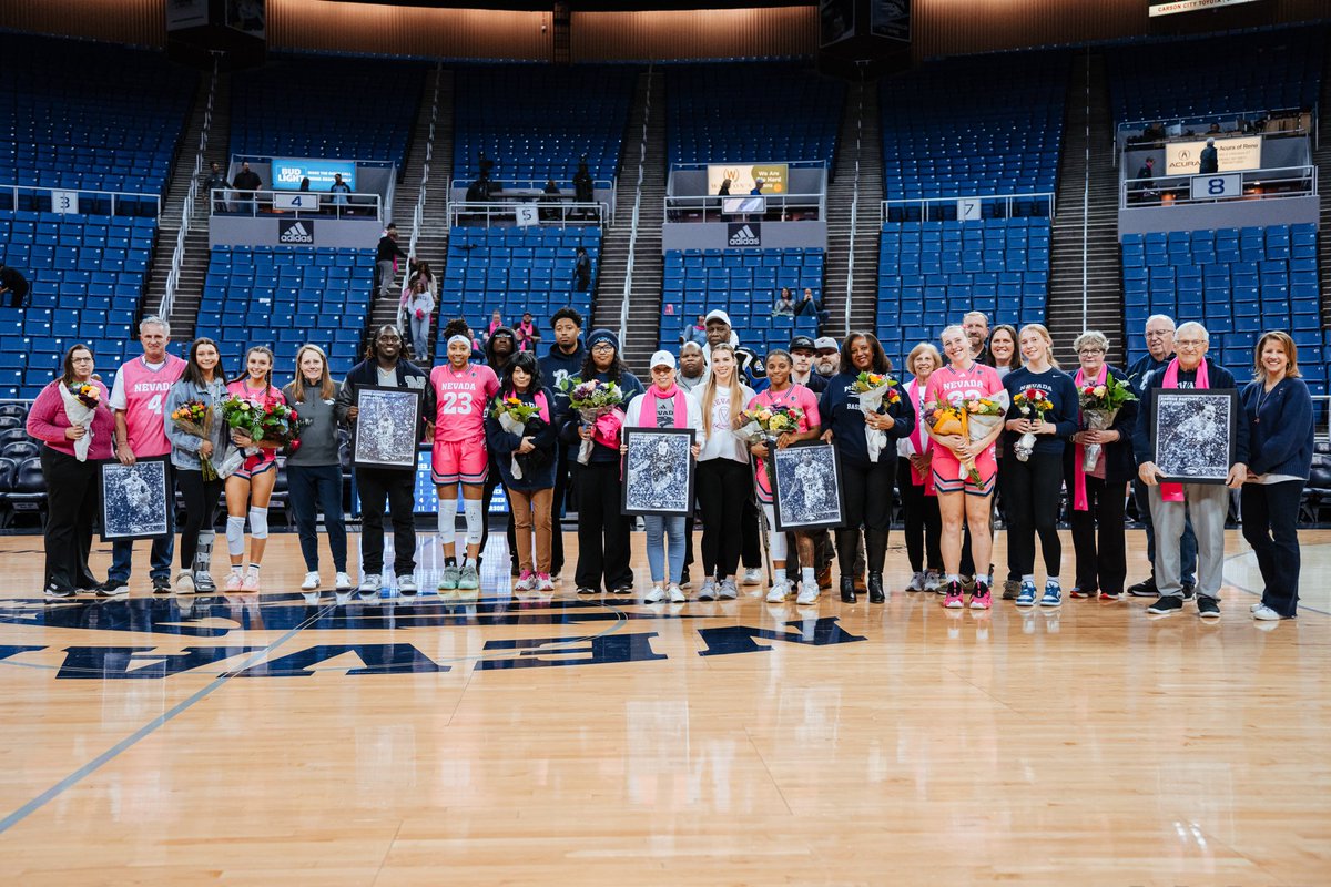 We 💙 our seniors! Pack for life!🐺

#BattleBorn