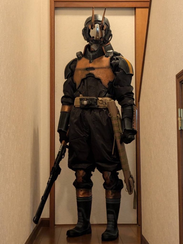 #自己紹介に無言で4作品のコスプレどうぞ