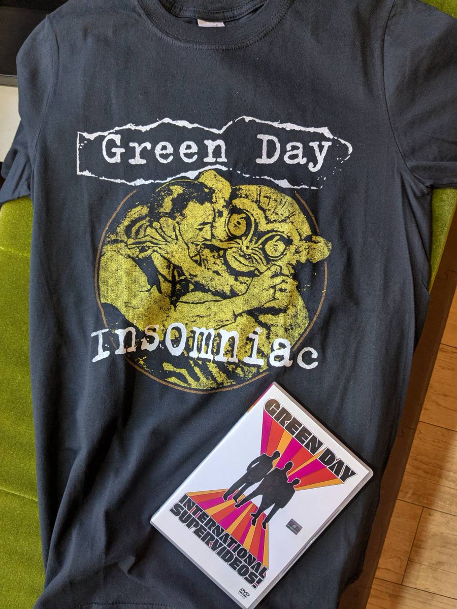 0522424666's tweet photo. 感動しすぎて未だに震えが止まらない😊
こんな日が来るなんて🤩🤩🤩🤩🤩

thank you Green Day
thank you Billie https://t.co/esmAADsGIK