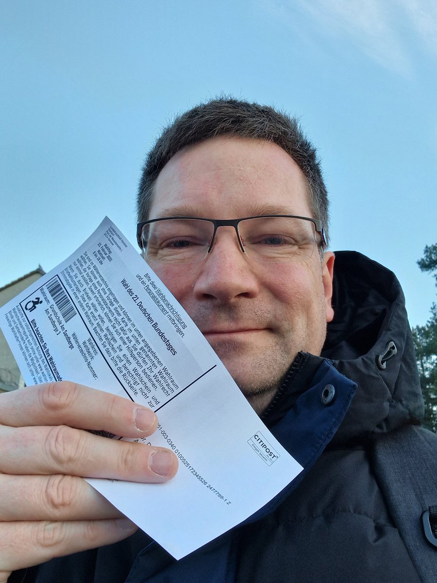 Meine Stimme zählt! Die heutigen Wahlsendungen nach 18:00h werden sicherlich popkornwürdig, aber wichtig ist, dass sich danach möglichst schnell eine Regierung bildet, welche die unzähligen Probleme dieses Landes entschieden angeht. Falls das nicht gelingt, wird die AfD in 4