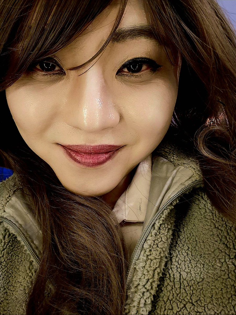 어제의 흔적..!!
이젠 눈가에 주름이 자글자글하넴..ㅠ
수원 로제에서 잘 놀다 갑니다 ㅎ
#수원 #로제