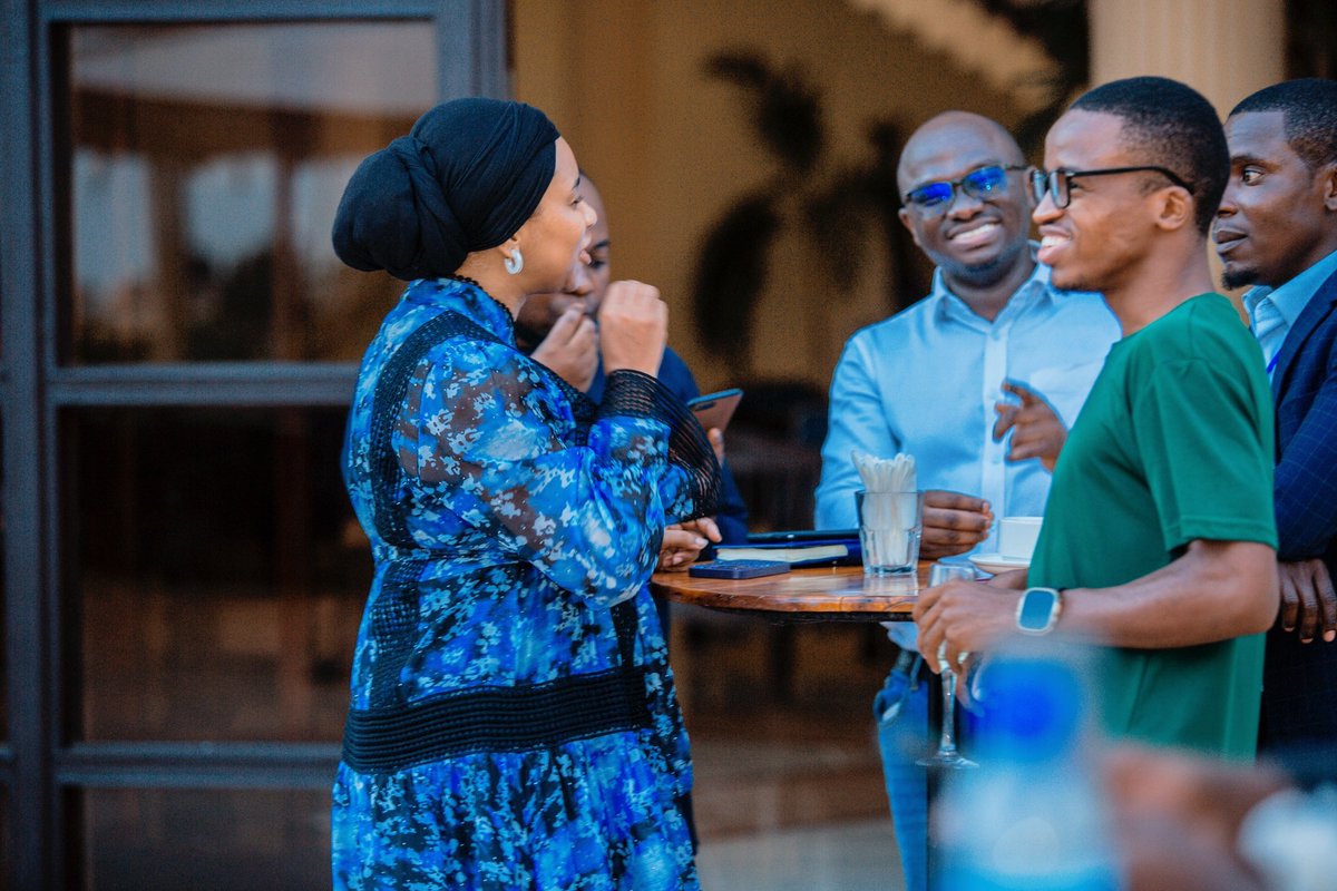 ImaraLeadership's tweet photo. We recently took part in the WYDE Civic Engagement Training in Dar es Salaam , Tanzania 🇹🇿 with 40 selected impressive, young leaders from 25 different countries across Sub-Saharan Africa! 

Convened by @KofiAnnanFdn x @oslocenter @ALDAeurope @WFD_Democracy @EPDeu 

#WYDECivicEngagement