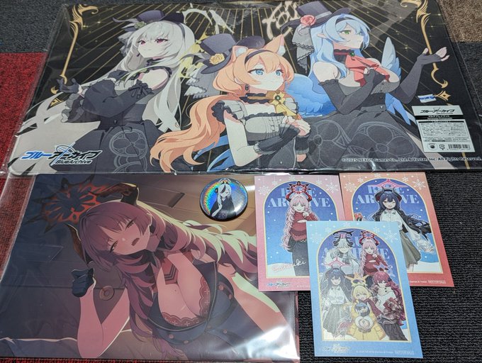 秋葉原でブルアカグッズ購入してきました!
このプレイマットは買わざるを得なかった…! 