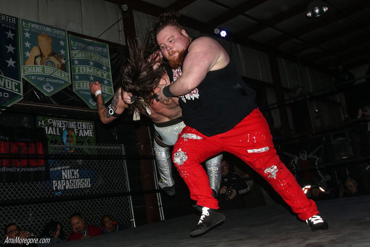 happypeep's tweet photo. More quick shots from @H2OWrestling #H2OControl https://t.co/OR1XQAvSiK