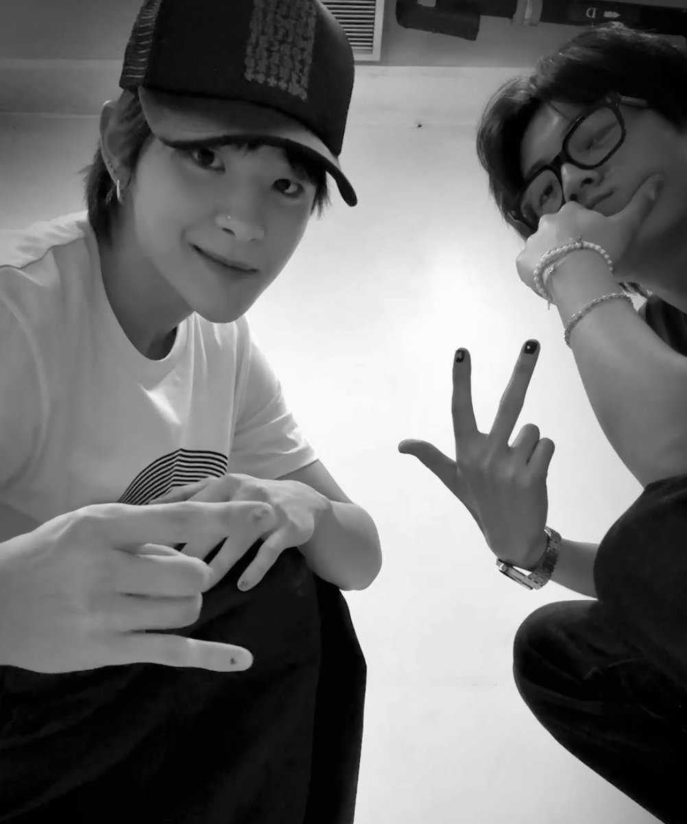 awboyy_'s tweet photo. เรื่องแอคๆ สองคนนี้อีกแล้วเหรอ https://t.co/kgaZehfOcU