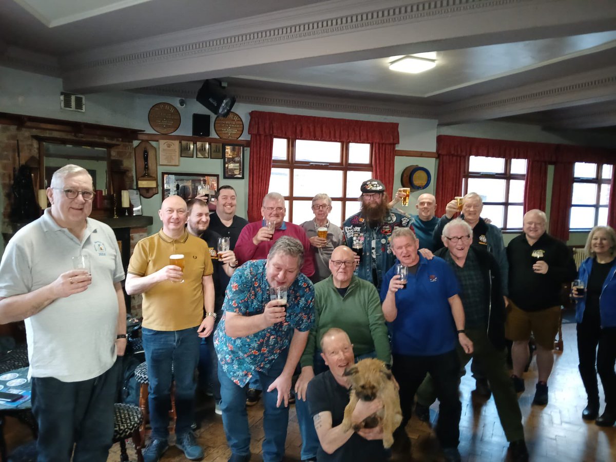 YorkSPBW's tweet photo. Had a cracking afternoon @TheJunctionCas 6 wonderful beers from wood casks on.. fab to catch up and meet new folk @MancSpbw @SPBWWestRiding @WakefieldCamra @OldMillBrewery @StancillBrewery first time to have @wakeywakeybrew &amp; it was smashing 👏looking forward to more socials 🍻🍻 https://t.co/J47ggvB8gc