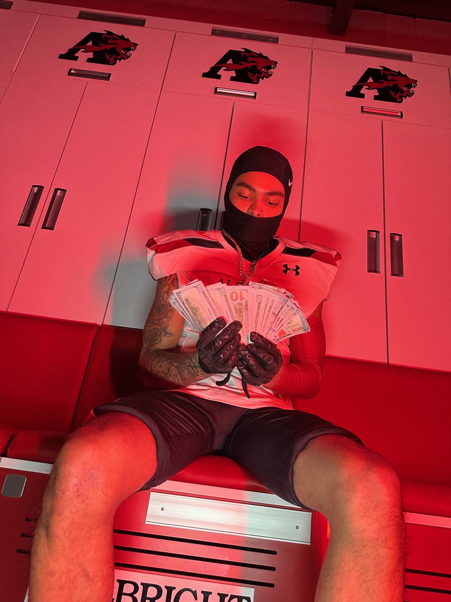 GCarrJr25 (@gcarrjr25) on Twitter photo After a amazing visit <a href="/AlbrightLions/">Albright Lions</a>
I am excited to announce my 3rd offer to play football at the next level‼️<a href="/CoachWeaverAC/">Coach Weaver-Albright College HFC</a> <a href="/RussellStoner24/">Russell Stoner</a> <a href="/AFL_YorkPA/">AFL York PA</a> After a amazing visit <a href="/AlbrightLions/">Albright Lions</a>
I am excited to announce my 3rd offer to play football at the next level‼️<a href="/CoachWeaverAC/">Coach Weaver-Albright College HFC</a> <a href="/RussellStoner24/">Russell Stoner</a> <a href="/AFL_YorkPA/">AFL York PA</a>
