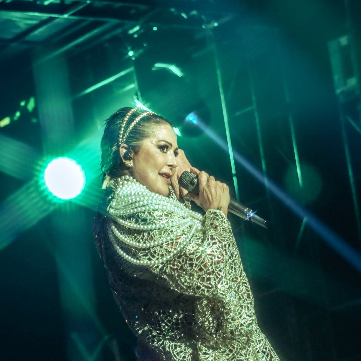 Gracias por brillar conmigo rockeros de #LasVegas 💋 

El #BrillaTourUs continúa el día de mañana en #LosAngeles. Los espero 😉, boletos disponibles en: axs.com/events/707187/…