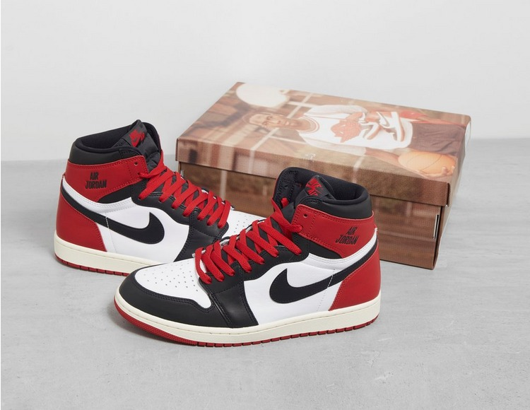 CaptainCreps's tweet image. Ad: Fresh in at Footpatrol, the Air Jordan 1 High OG &quot;Black Toe Reimagined&quot; retails at £175!

Link &amp;gt; tidd.ly/4i7oFy4 

Sizes UK7-UK12