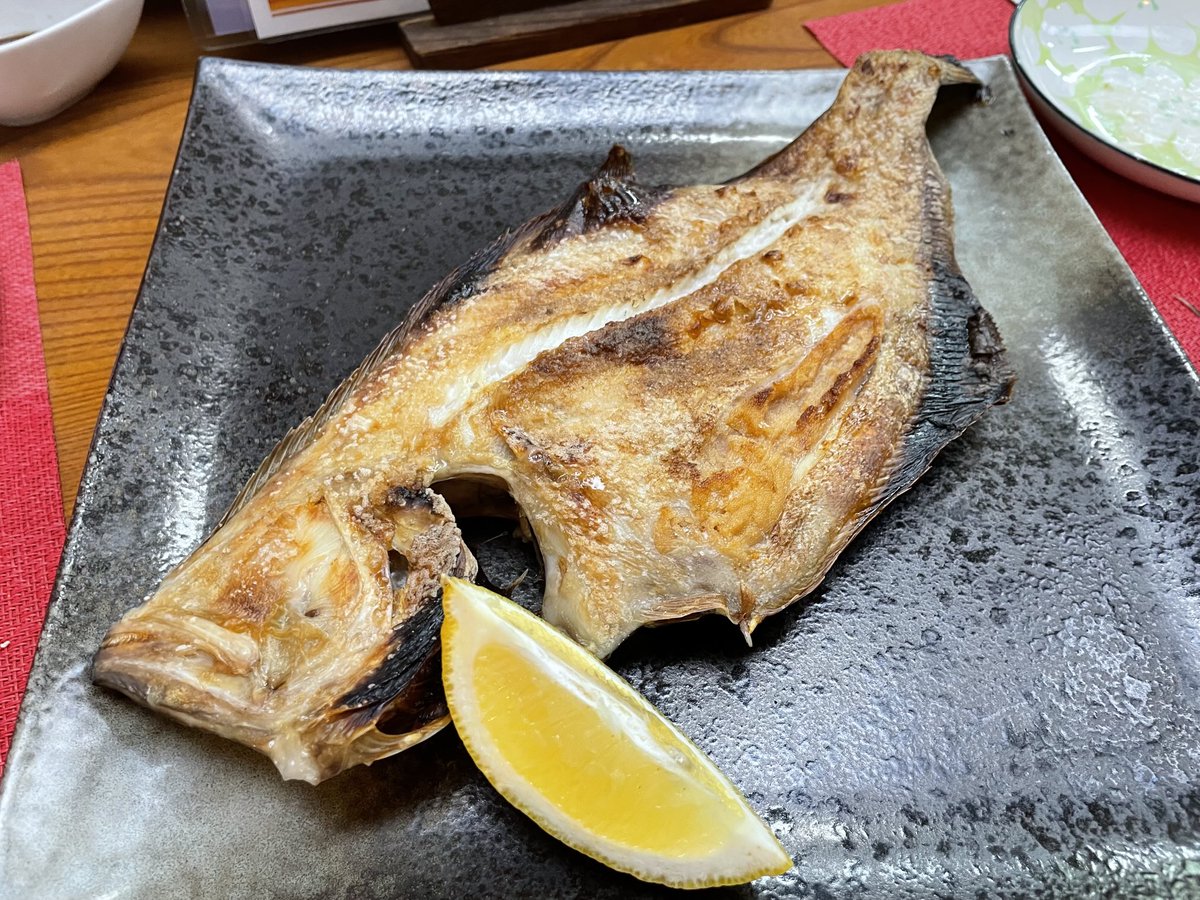 maemukidayon's tweet image. あわら温泉旅館清風荘の前にある居酒屋くいしん坊さん。めっちゃ美味しいと聞いたので夜はここで飲み食いしてきましたよ🍺