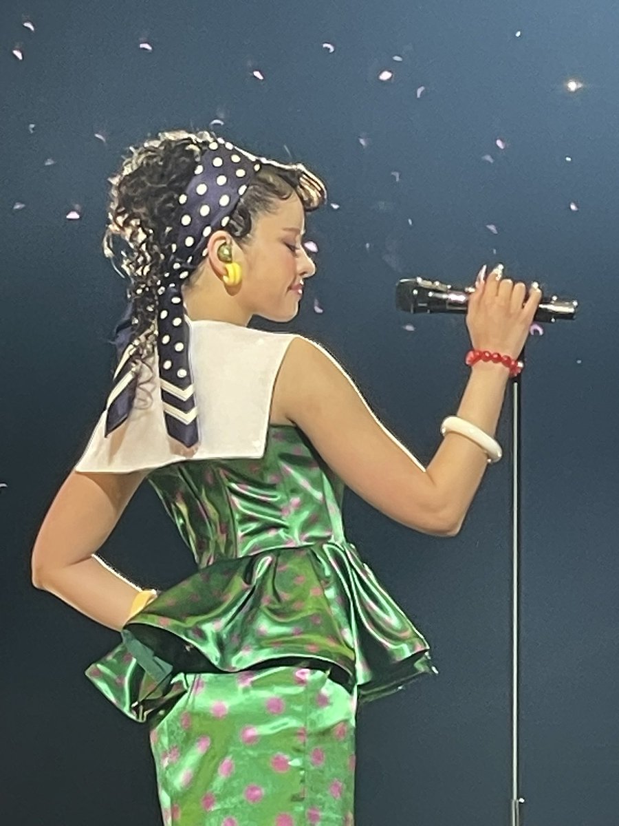 美空ひばり Amazon.co.jp: 不死鳥/美空ひばりin TOKYO DOME～翔ぶ!新しき空