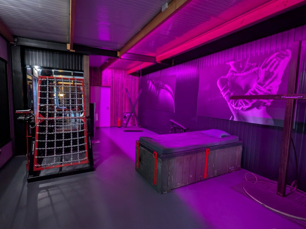 Spannend!
Alle voorbereidingen zijn in volle gang. 

Ik heb er in ieder geval heel veel zin in! En kijk er naar uit om weer sessies met jullie te doen.

Voor aankomende Donderdag 27 Februari heb ik nog 1 plekje: Mrs-Do@Hotmail.com

Mrs Do