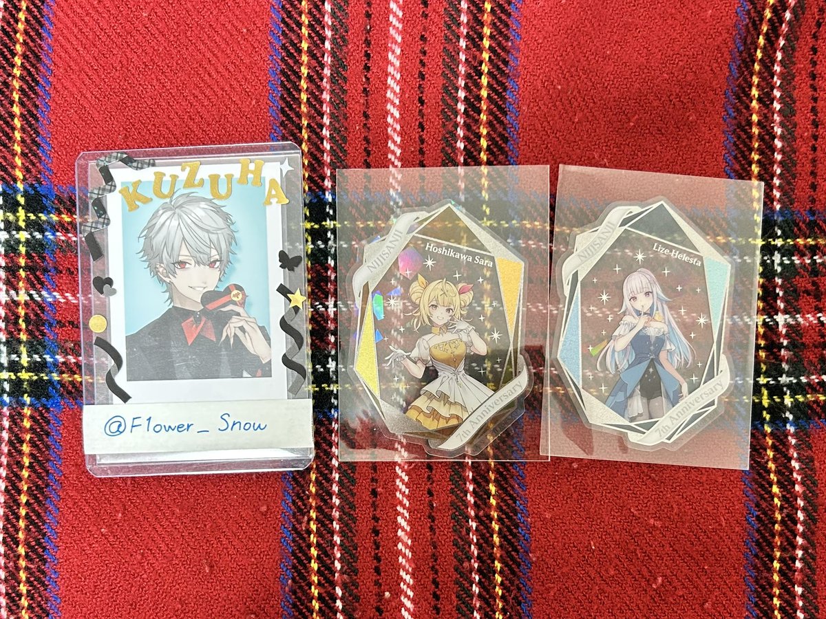 《交換》 
にじさんじ 7周年 7th Anniversary 特典

求 ⇒ 🎲（同異種）
譲 ⇒ 🌟、👑

𑁍異種はリトリンを参照ください
𑁍都内手渡し 又は 郵送
𑁍検索からお気軽にお声掛けください