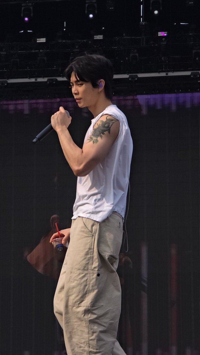 Sha Lจ๋ง feat. (ᓀ‸ᓂ) tweet media