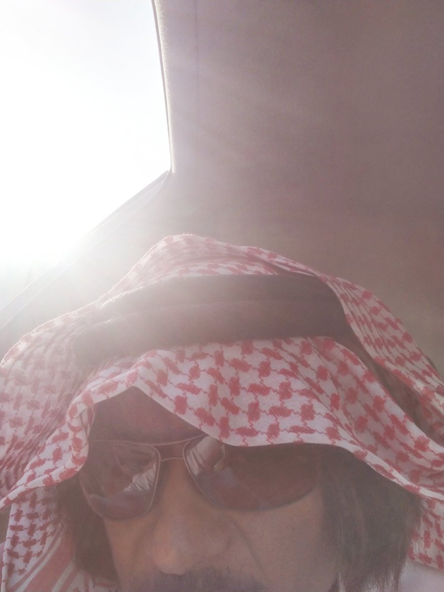 after_sunset77's tweet photo. @AlHadath معرفي.. انا حفيد الغالية جدتي الأميرة ماريا الاوروبية من اوربا
أنا الأمير الحاكم (ملك) في الحجاز قديماَ
وأمير مؤسسين الجزيرة العربية
أحمد بن خليل آل هادي https://t.co/X0c7RIlVxz