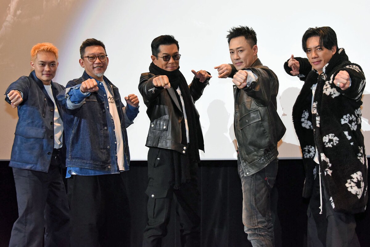 eiga_natalie's tweet photo. ルイス・クーら「トワイライト・ウォリアーズ」俳優陣が感謝の来日、興収2億円超えに歓喜（写真20枚）
https://t.co/nYKyCHY9Rq

#九龍城寨之圍城 #トワイライトウォリアーズ https://t.co/Sf4IsCwb4A
