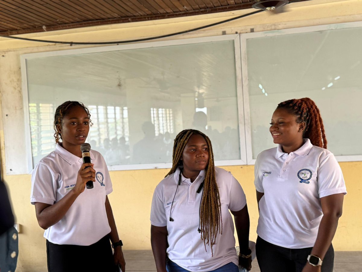 odoiruth800's tweet photo. Our first general meeting was held for the Media and Communications first year and it went smooth. With my strong Team โMECSA-KNUSTโ is here to stay .
We are indeed promoting communication through ethical communication
#Mecsa
#teamworkmakesthedreamwork https://t.co/0F3ORqJeNV