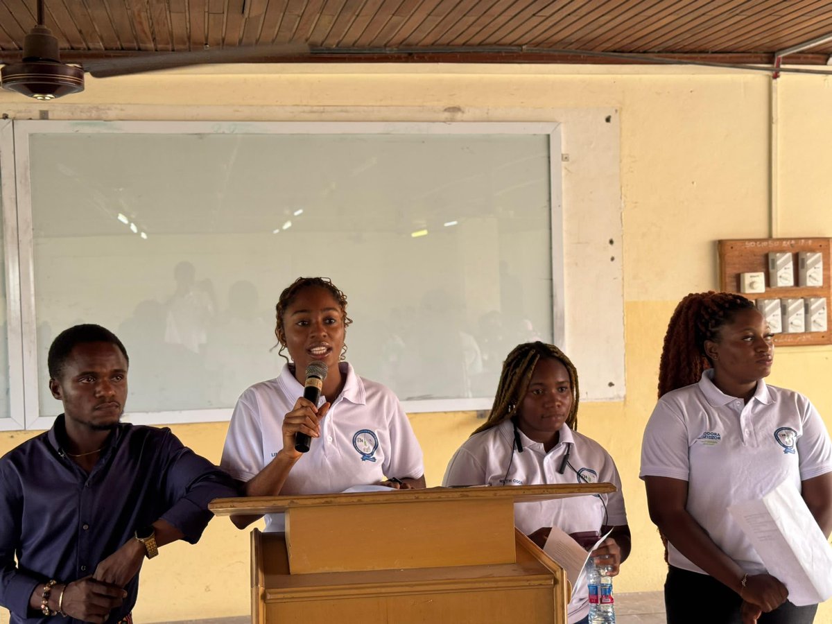 odoiruth800's tweet photo. Our first general meeting was held for the Media and Communications first year and it went smooth. With my strong Team โMECSA-KNUSTโ is here to stay .
We are indeed promoting communication through ethical communication
#Mecsa
#teamworkmakesthedreamwork https://t.co/0F3ORqJeNV