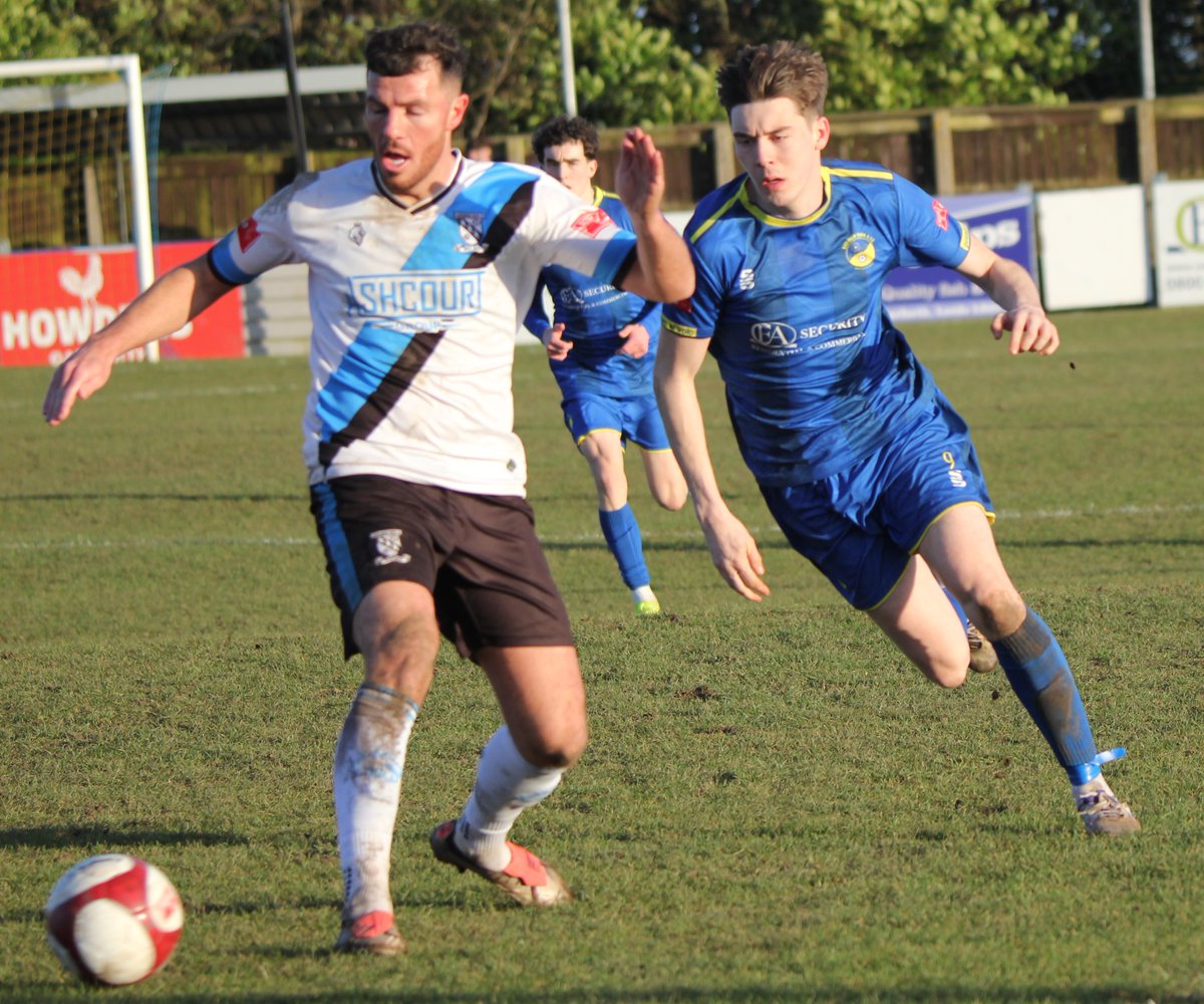 TheGarforthTown's tweet photo. A big thank you to Taylor O'Neill for producing this match report from yesterdays game. 👏🏻

https://t.co/qIyIkyCzXq 

#nonleague #garforth #leeds #sportsjournalist #leedstrinity https://t.co/x5u2MhZE1p