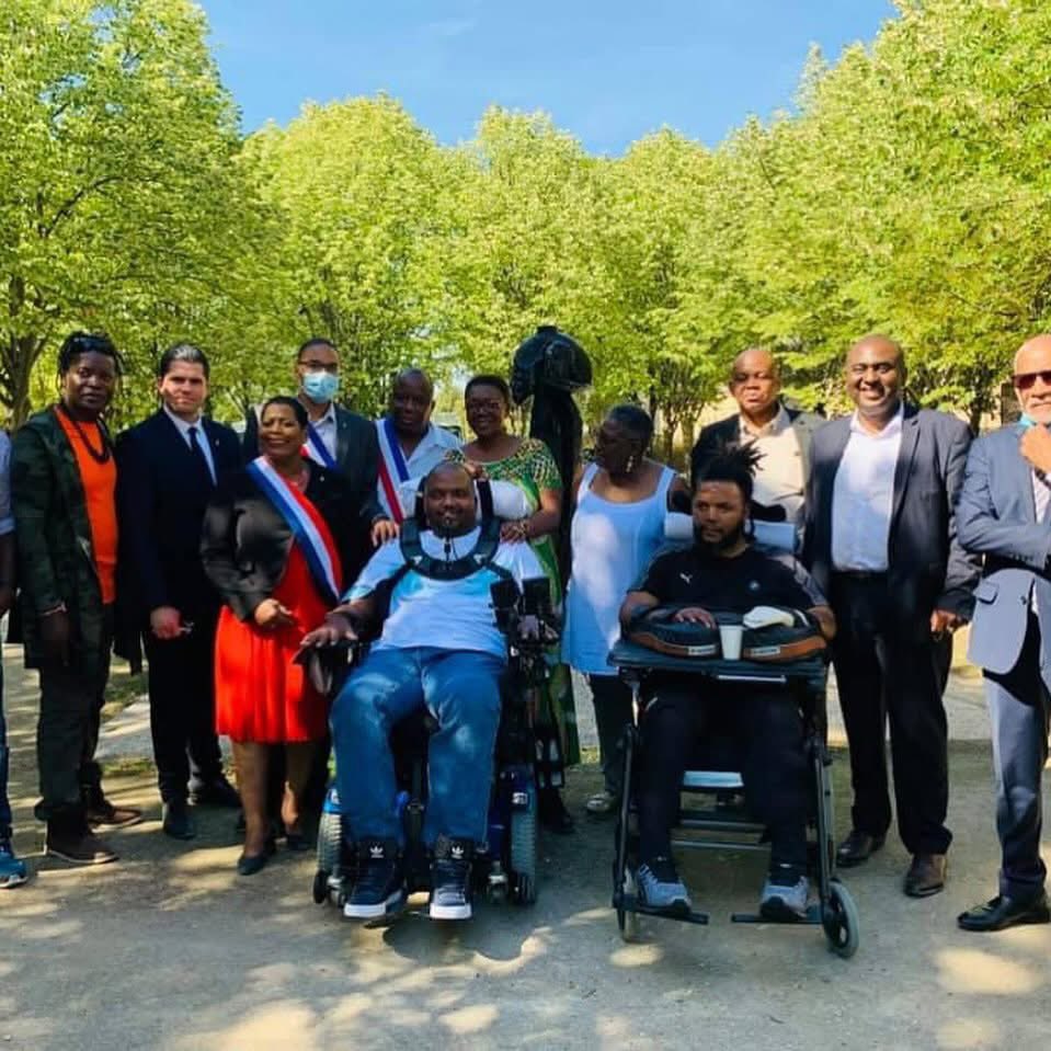 m_szerman's tweet photo. ❤️ 📺 Appel au président de la République @EmmanuelMacron hier sur @CNEWS , au micro @OKeranflech, en qualité d’élu de la nation et président d’association @Engagements_FS , pour faire remettre la légion d’honneur à Loïc Liber , seul rescapé des attentats de #Montauban le 15 mars 2012 . 🇫🇷Honneur de rendre hommage à notre héros de la nation Loïc, à @christine_kelly  qui lui rend souvent hommage, à la Guadeloupe et aux ultras-marins, si nombreux engagés pour la partie dans la #police et nos #armées.🎙️🇫🇷 @BrunoRetailleau @SebLecornu