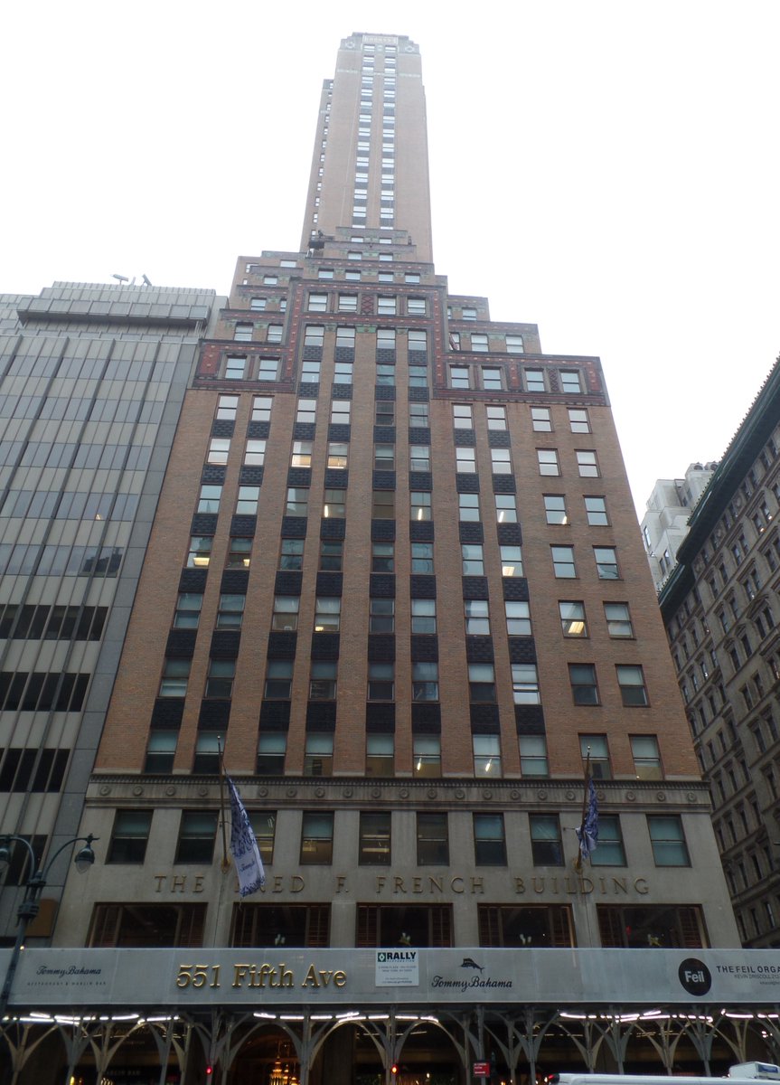 PaulzSmith1's tweet photo. The Fred F. French Building 551 Fifth Avenue Manhatton New York Built 1926-7. Architects - H. Douglas Ives and Sloan &amp; Robertson (National Register of Historic Places) #artdeco #buildings #architecture #nyc #newyork #streetphotography https://t.co/OKeSpnqRBF
