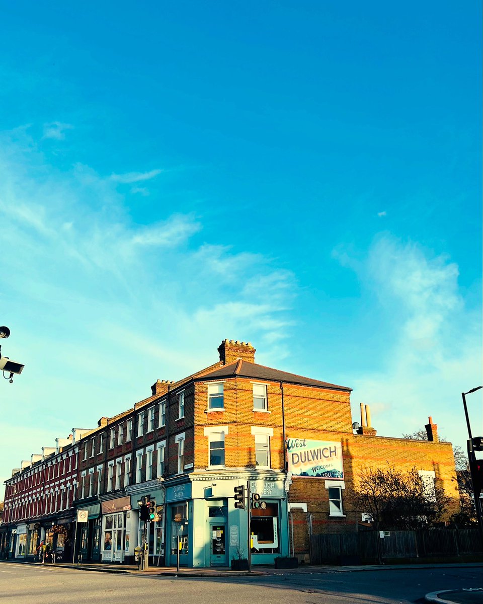 Enjoying the warmer and sunnier weather in West Dulwich yesterday #lovewestdulwich #westdulwich #se21