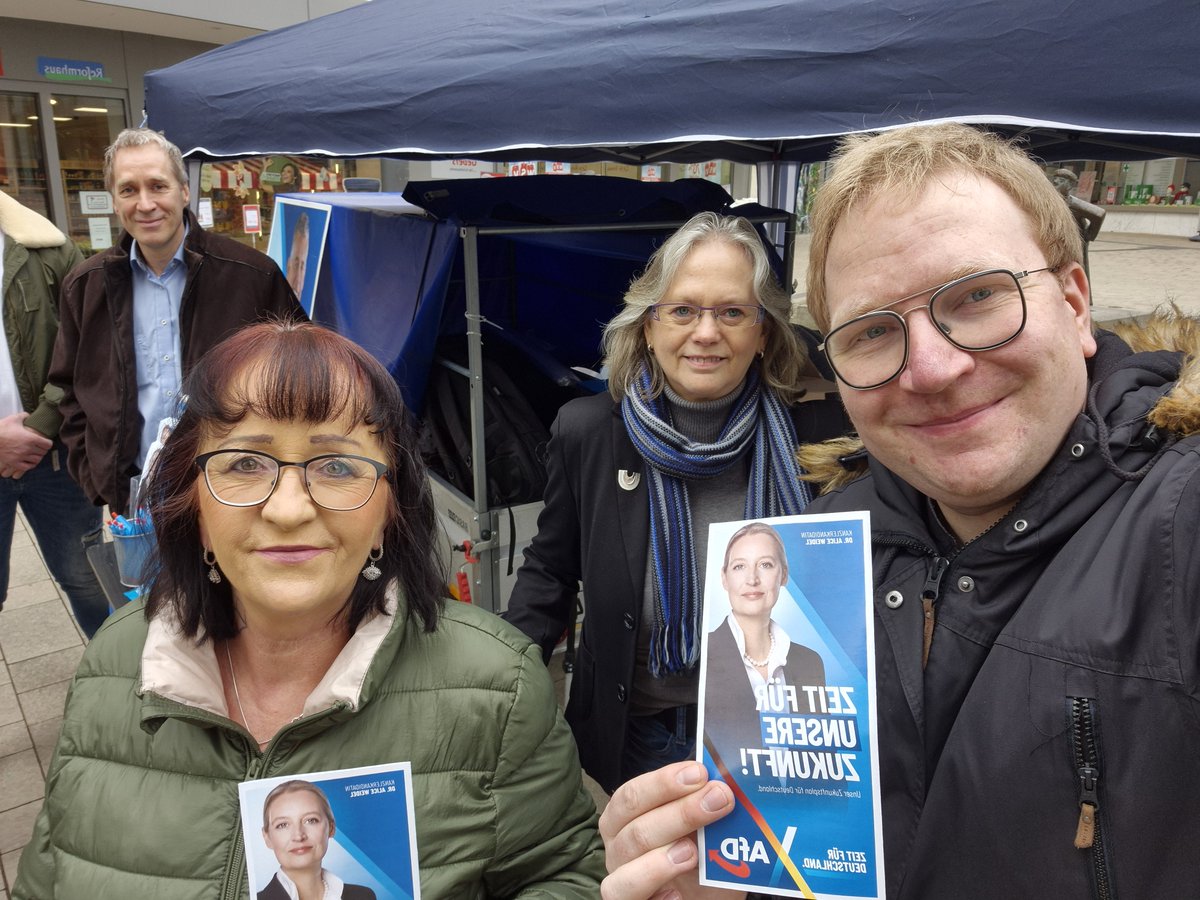 afdmindenluebbe's tweet photo. Heute mit beiden Stimmen AfD wählen für die politische Wende zurück zu Vernunft und Verstand statt grün-woker Ideologie und Wirtschaftsvernichtung!
#minden #badoeynhausen #portawestfalica #hille #petershagen #hüllhorst #lübbecke #stemwede #rahden #preußischoldendorf #espelkamp https://t.co/FJQn6sIBzo