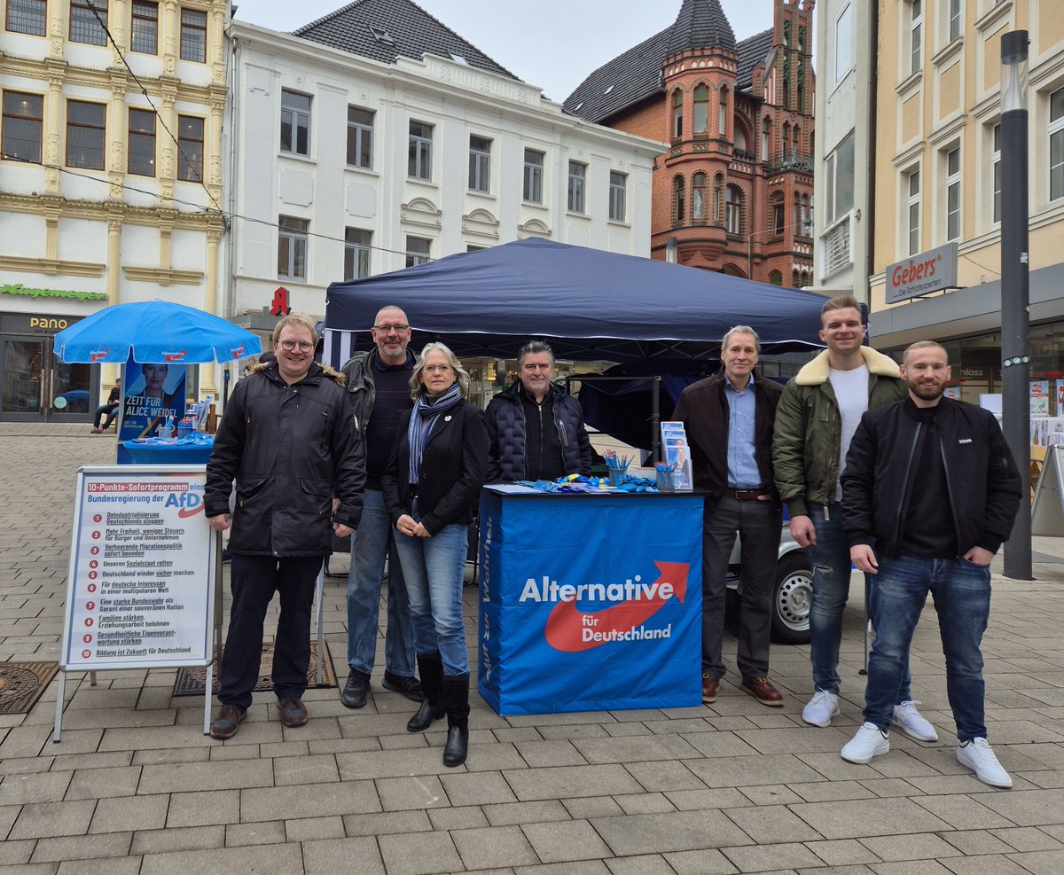 afdmindenluebbe's tweet photo. Heute mit beiden Stimmen AfD wählen für die politische Wende zurück zu Vernunft und Verstand statt grün-woker Ideologie und Wirtschaftsvernichtung!
#minden #badoeynhausen #portawestfalica #hille #petershagen #hüllhorst #lübbecke #stemwede #rahden #preußischoldendorf #espelkamp https://t.co/FJQn6sIBzo