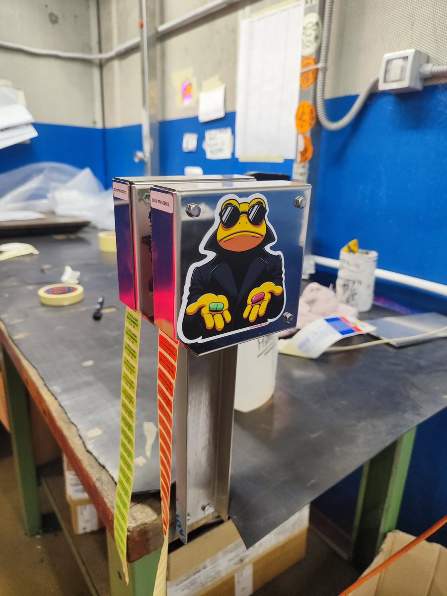 sdindi24's tweet photo. $Turbo is always with me even at work🔥🫶🏼 share some love fam! https://t.co/xfz7u8WtI6