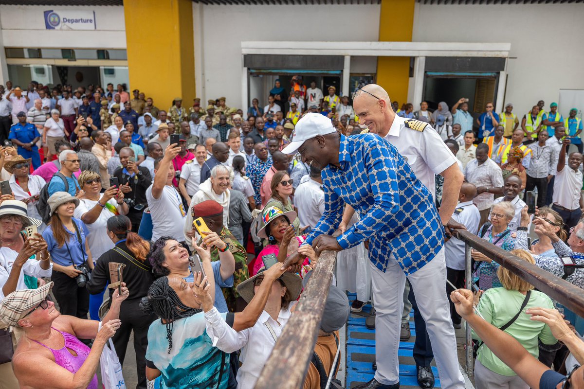 WilliamsRuto's tweet photo. We are investing in quality infrastructure, engaging in strategic marketing and enriching offers and experiences to sustainably drive our tourism numbers.

This will spur foreign investments and stimulate our economic growth.

At the Port of Mombasa, welcomed and toured the Norwegian Dawn, a 294-metre long passenger vessel, with more than 2,200 tourists on board.